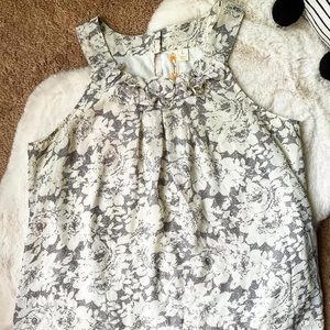 Adiva Gray and Cream Floral Blouse